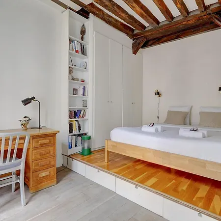 Bm-splendeur Et Espace Au Coeur Du Marais شقة *