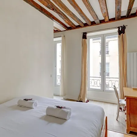 Bm-splendeur Et Espace Au Coeur Du Marais